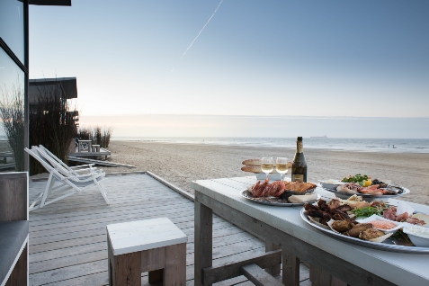 strandterras strandhuisjes Groede