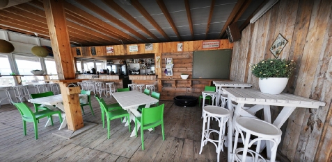 Strandpaviljoen-Rijk aan Zee in Wijk aan Zee