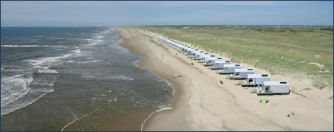 strandhuisjes Julianadorp luchtfoto