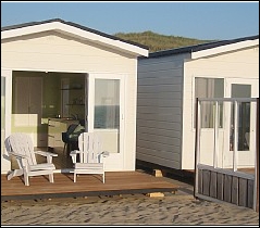 Strandhuisjes als 'Romantisch hotel aan Zee'