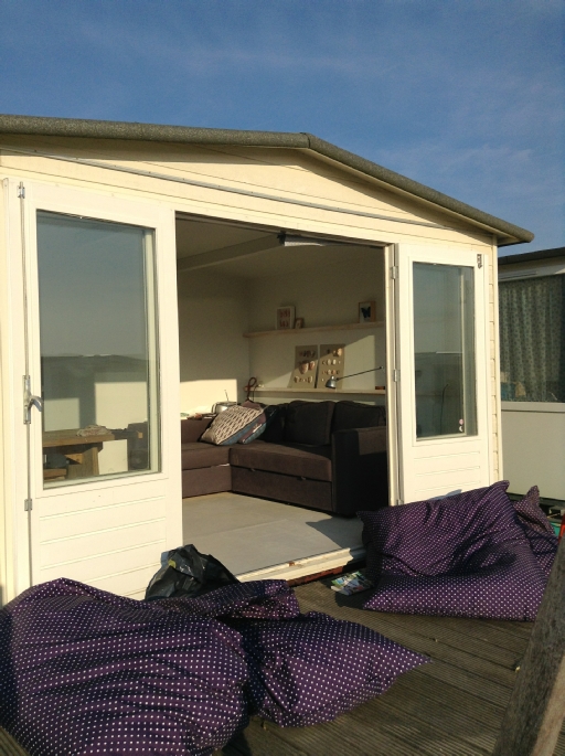 strandhuisje IJmuiden aan Zee