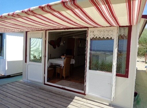 Strandhuisje IJmuiden strandterras